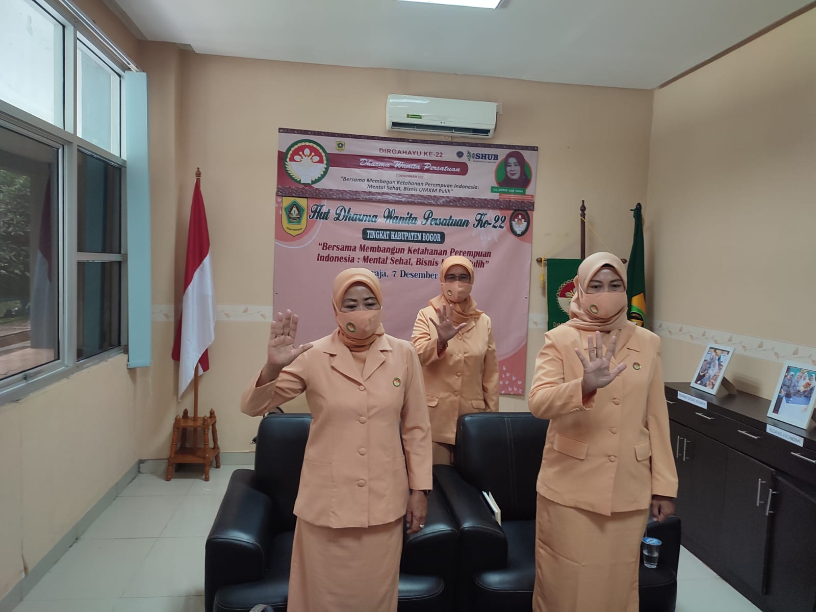 Dharma Wanita Persatuan Unit Dinas Perhubungan Kabupaten Bogor Menghadiri Peringatan Hari Ulang